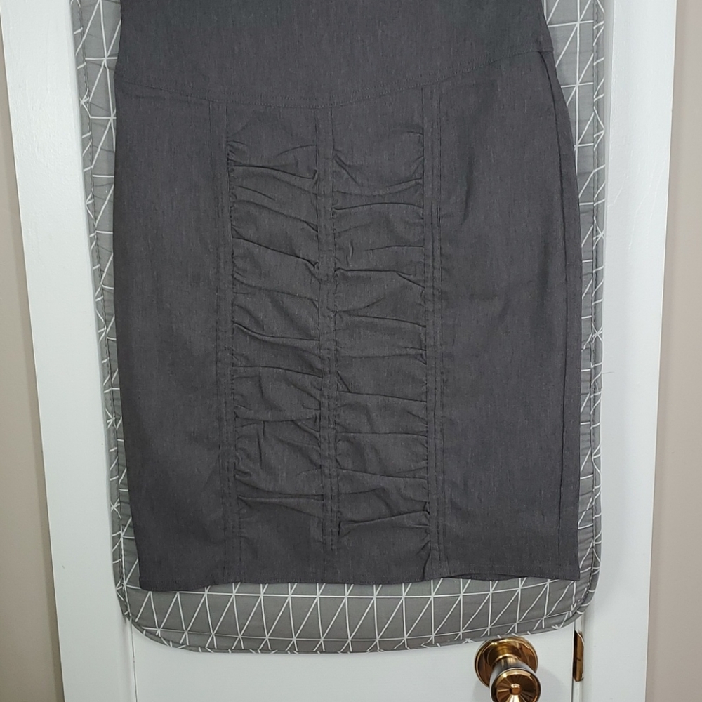 NWT Gray stretchy pencil skirt